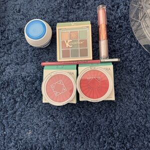 OFRA, Selah Eye Palette, Revolution eye glisten, Relove eye liner, Ponds Cream.